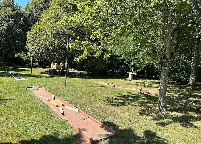 Location Saisonniere Jusqu'a 13 Personnes Villa *